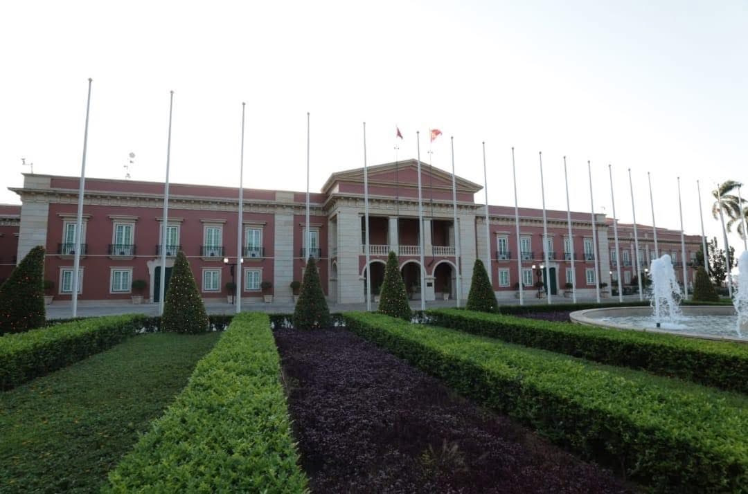 Presidente da República saúda juventude angolana no seu dia