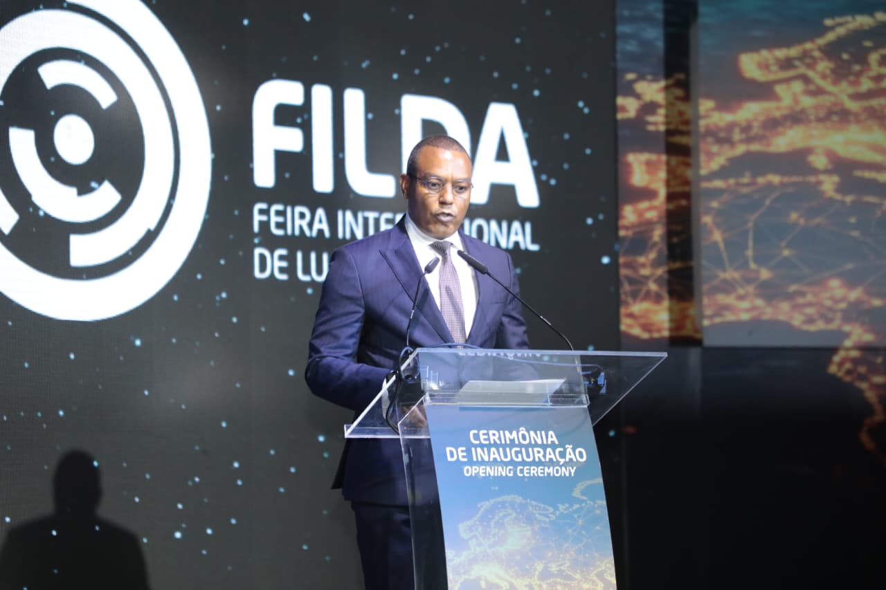 Angola cria 774 mil empregos formais em três anos