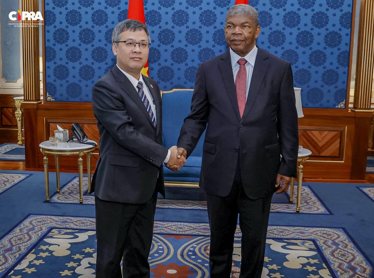 Vietname manifesta interesse em ampliar relações económicas com Angola