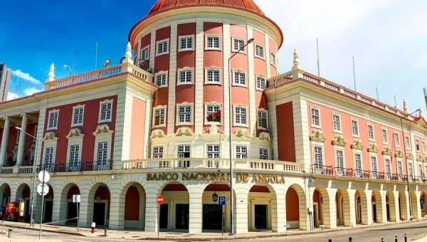 BNA reduz taxa de juro de 17 para 15,75 por cento