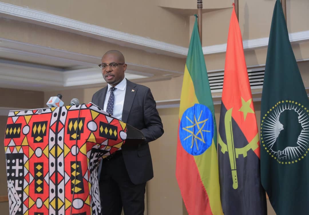 Angola atenta às oportunidades de cooperação em África