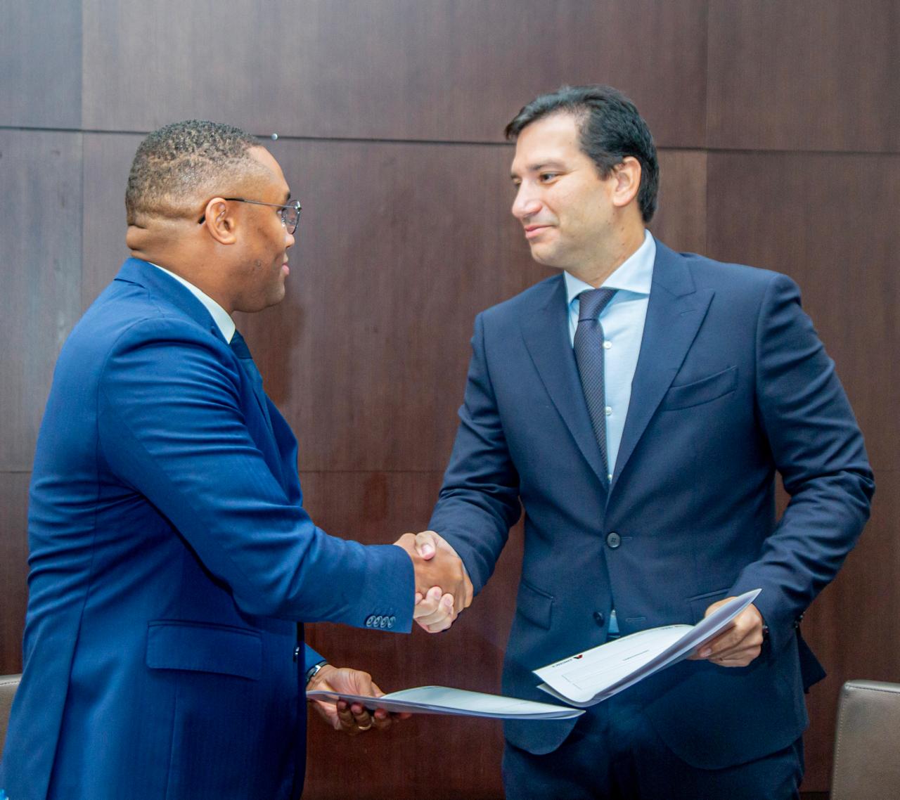 IMA e TIS Tech Angola formalizam contrato para implementação do Projecto de Infra-estruturas Digitais Públicas